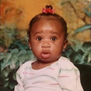 Meet your Posher, Mya